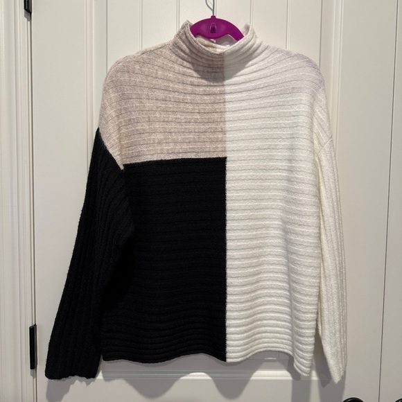 New AQUA Colorblock Turtleneck Sweater - Black, White, and Cream - Picture 1 of 6